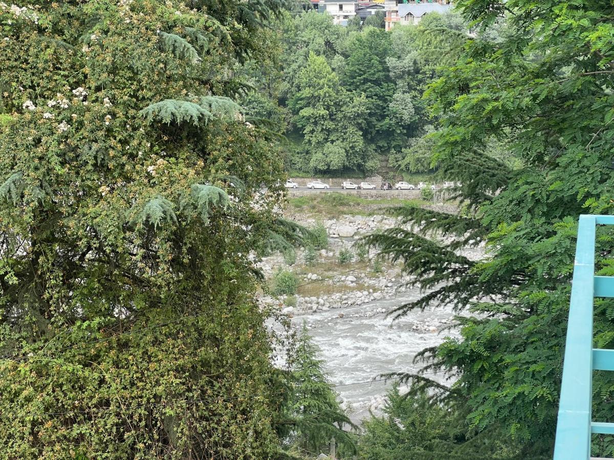 Hotel Mountain Majesty! Top-Rated Luxury Stay Amid Snowcapped Mountains With Balcony And Riverside Calm Manāli Eksteriør billede