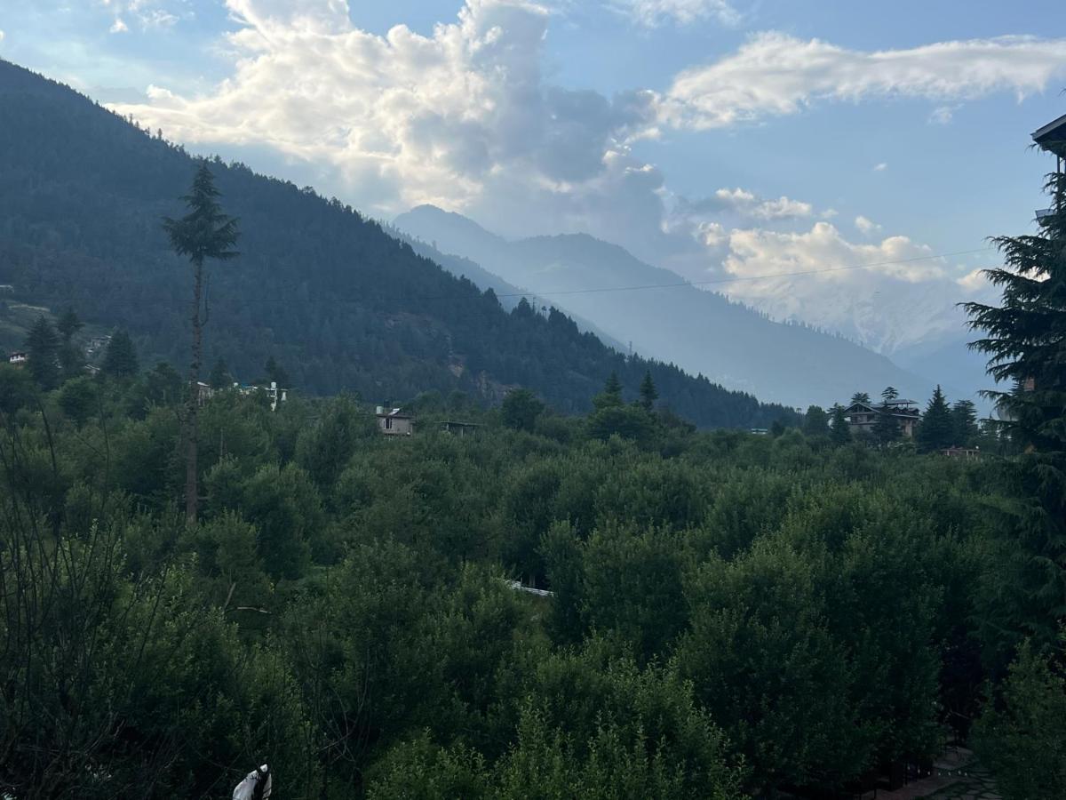 Hotel Mountain Majesty! Top-Rated Luxury Stay Amid Snowcapped Mountains With Balcony And Riverside Calm Manāli Eksteriør billede